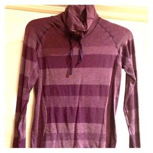 Moving Comfort Running Top —Size Small